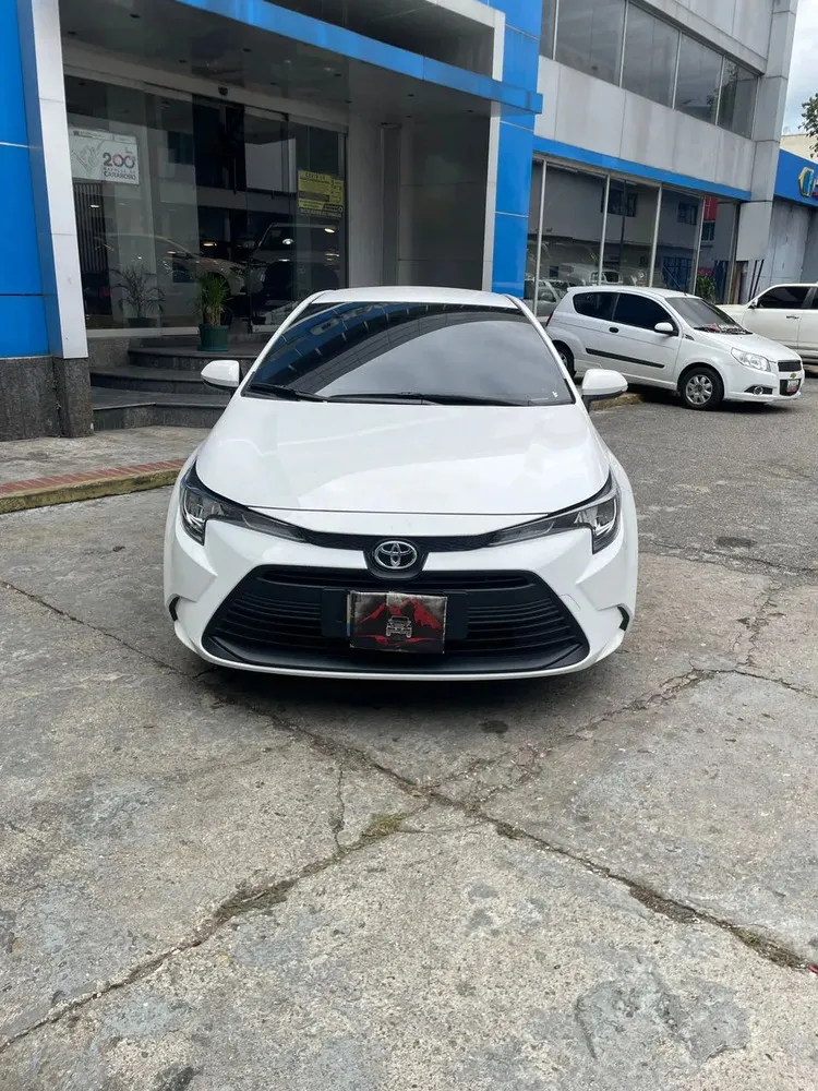 Vista 3 del vehículo: Toyota Corolla