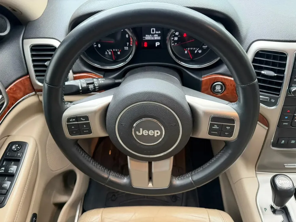 Vista 15 del vehículo: Jeep Grand