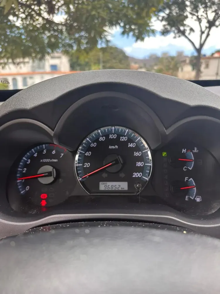 Vista 13 del vehículo: Toyota Fortuner