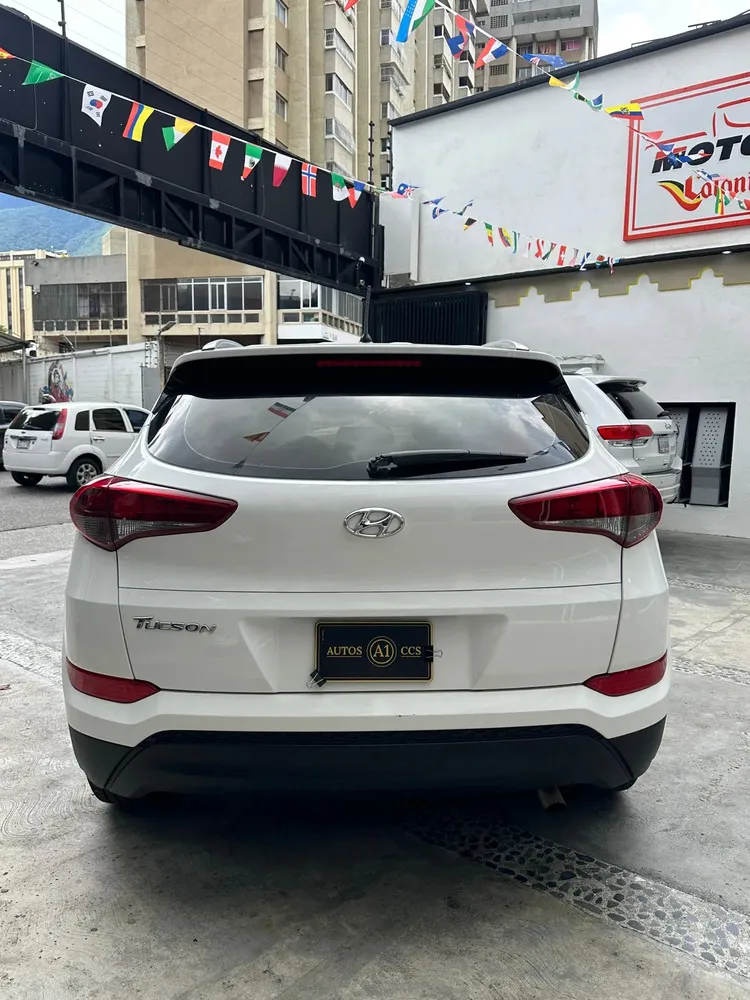 Vista 14 del vehículo: Hyundai Tucson