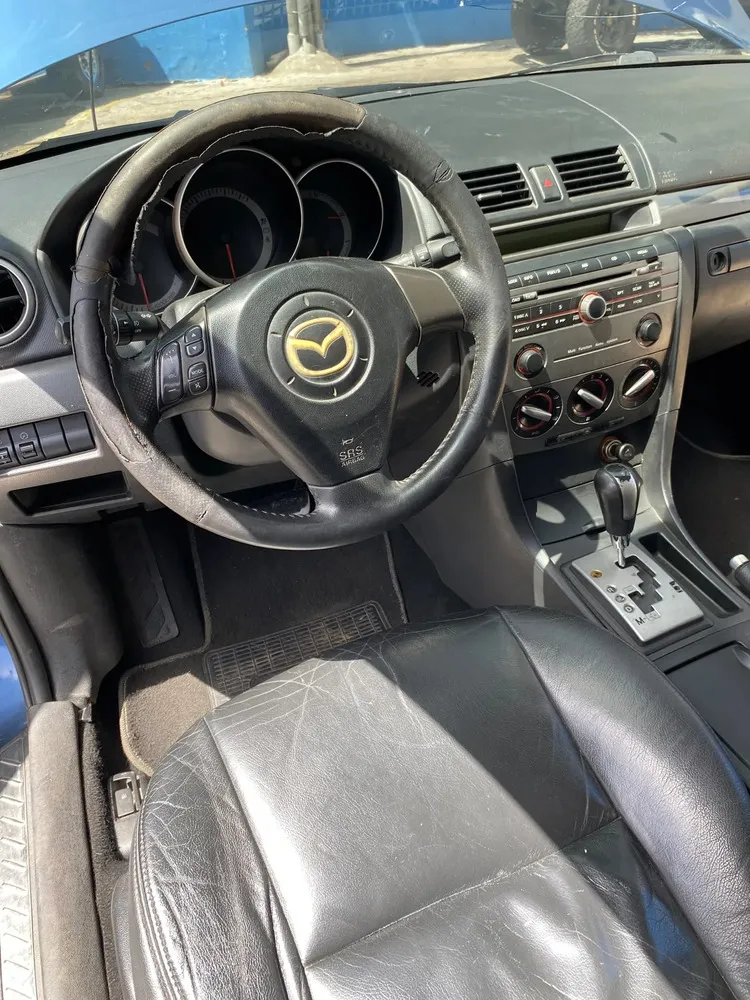 Vista 5 del vehículo: Mazda Mazda 3