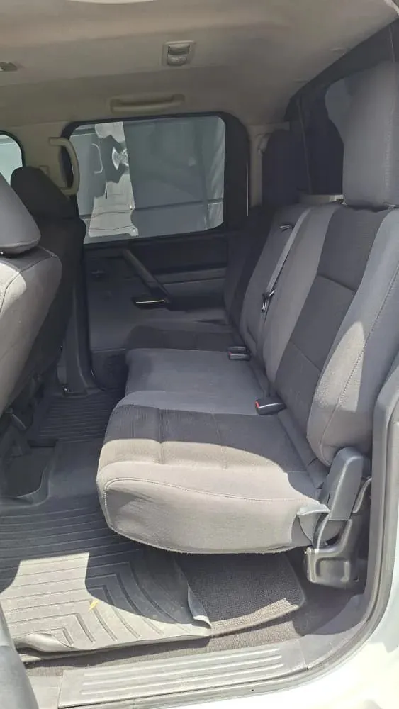 Vista 4 del vehículo: Nissan Titan