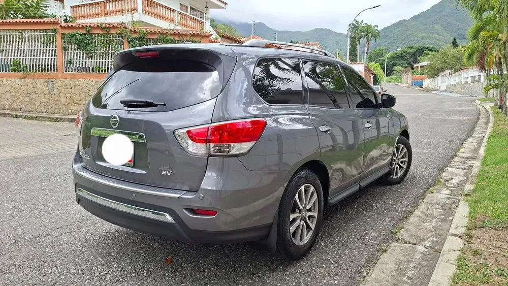Vista 4 del vehículo: Nissan Pathfinder