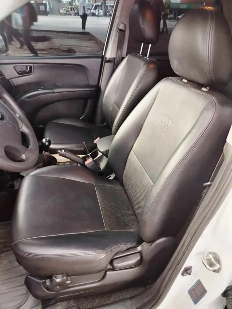 Vista 6 del vehículo: Kia Sportage
