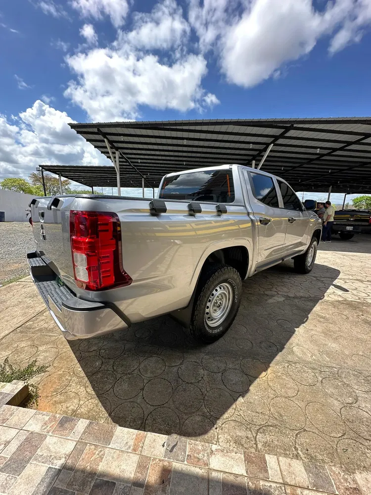 Vista 9 del vehículo: Mitsubishi L200