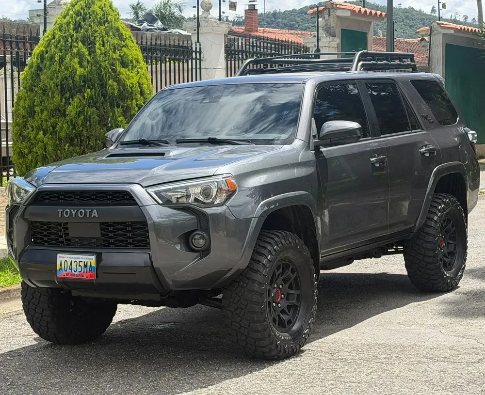 Vista 2 del vehículo: Toyota 4runner