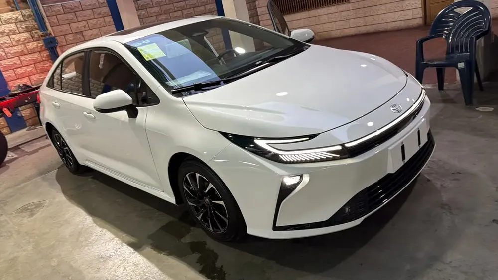 Vista 2 del vehículo: Toyoca Corolla