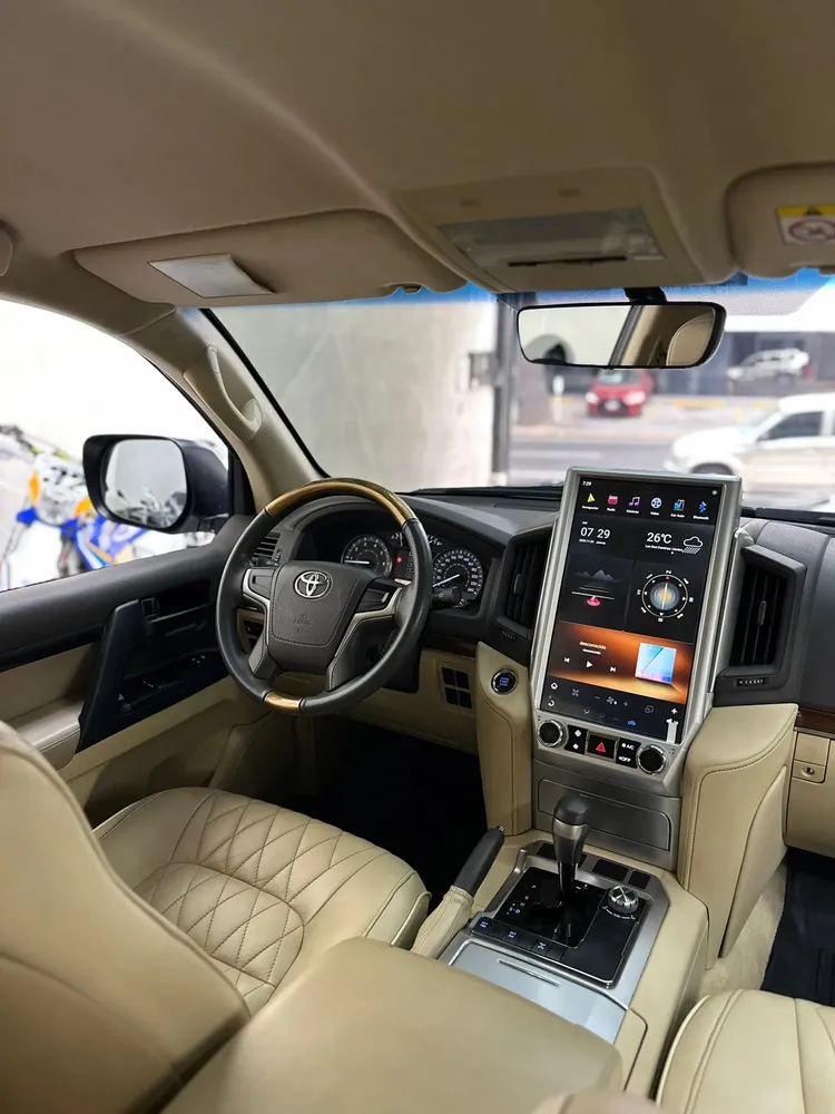 Vista 8 del vehículo: Toyota Lc200
