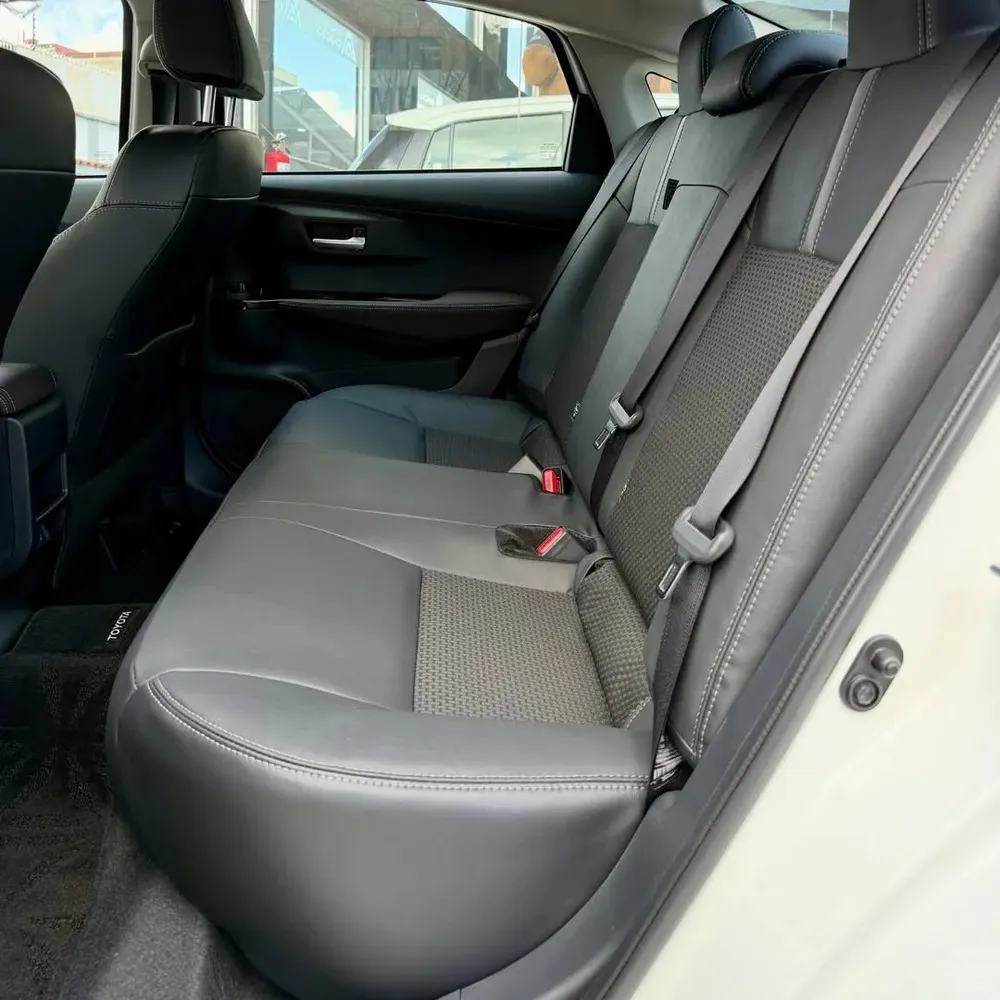 Vista 5 del vehículo: Toyota Yaris