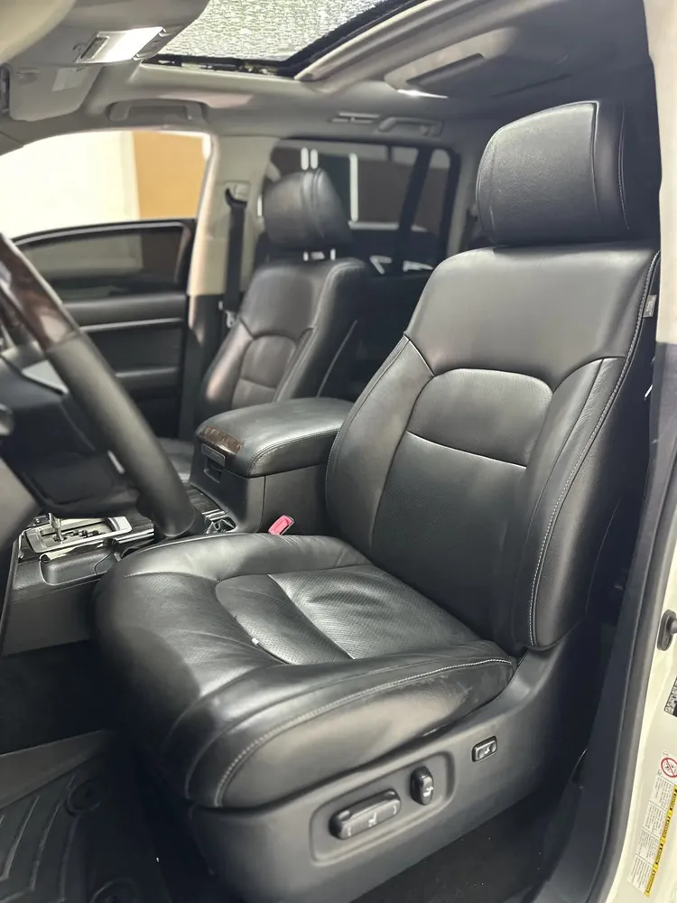 Vista 8 del vehículo: Toyota Lc200