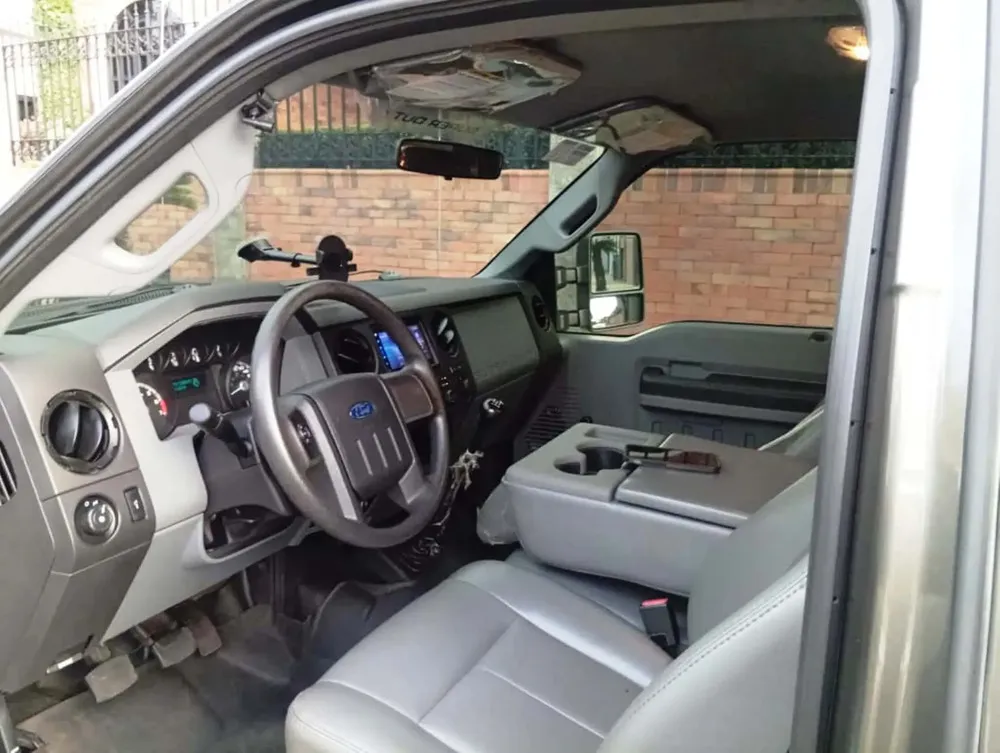 Vista 10 del vehículo: Ford 350