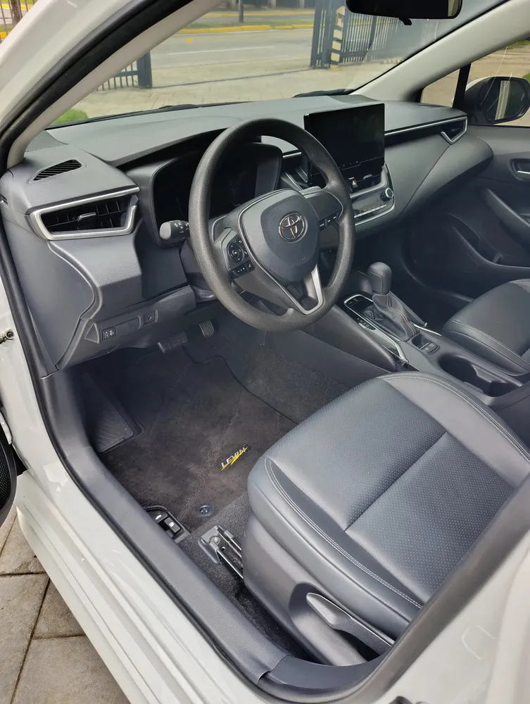 Vista 9 del vehículo: Toyota Corolla