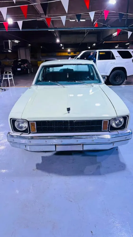 Vista 3 del vehículo: Chevrolet NOVA