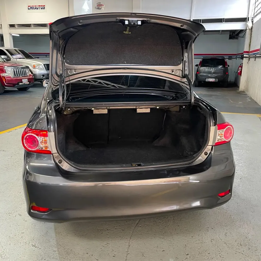 Vista 3 del vehículo: Toyota Corolla