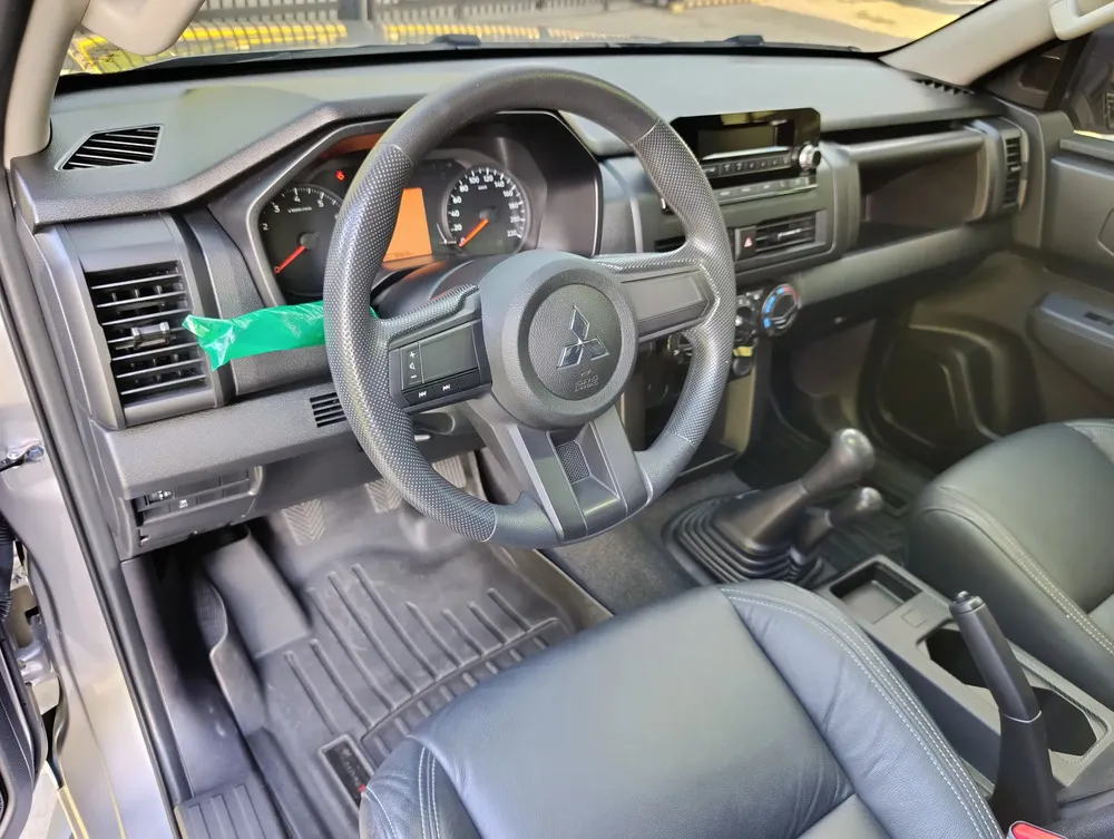 Vista 11 del vehículo: Mitsubishi L200