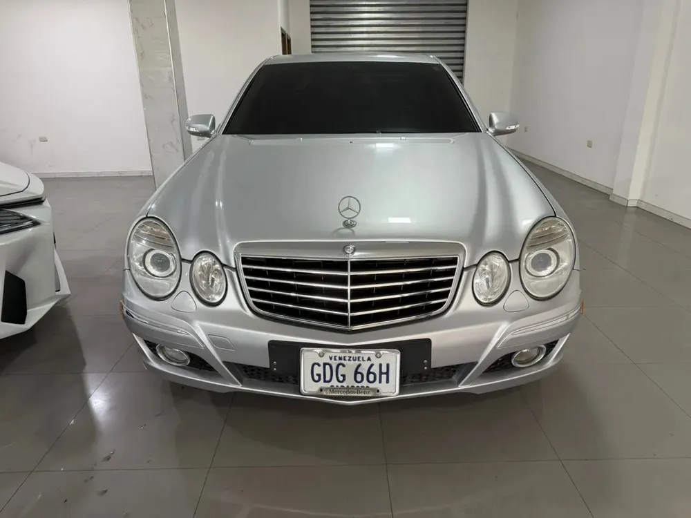 Vista 2 del vehículo: Mercedes E280