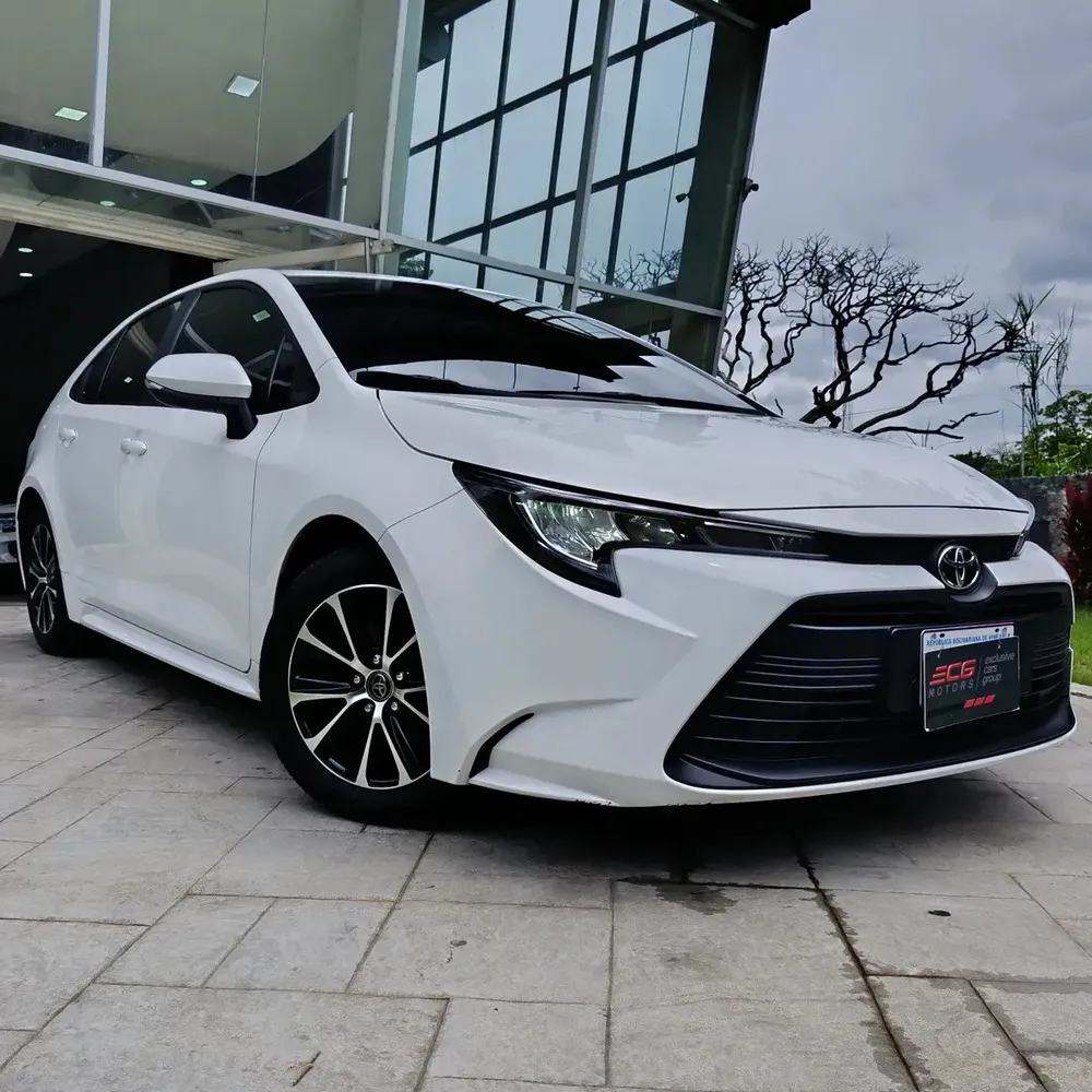 Vista 3 del vehículo: Toyota Corolla