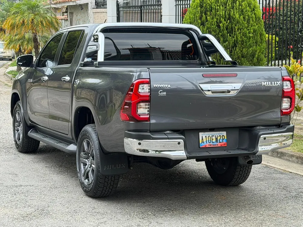 Vista 6 del vehículo: Toyota Hilux