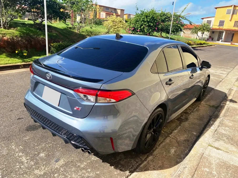 Vista 4 del vehículo: Toyota Corolla