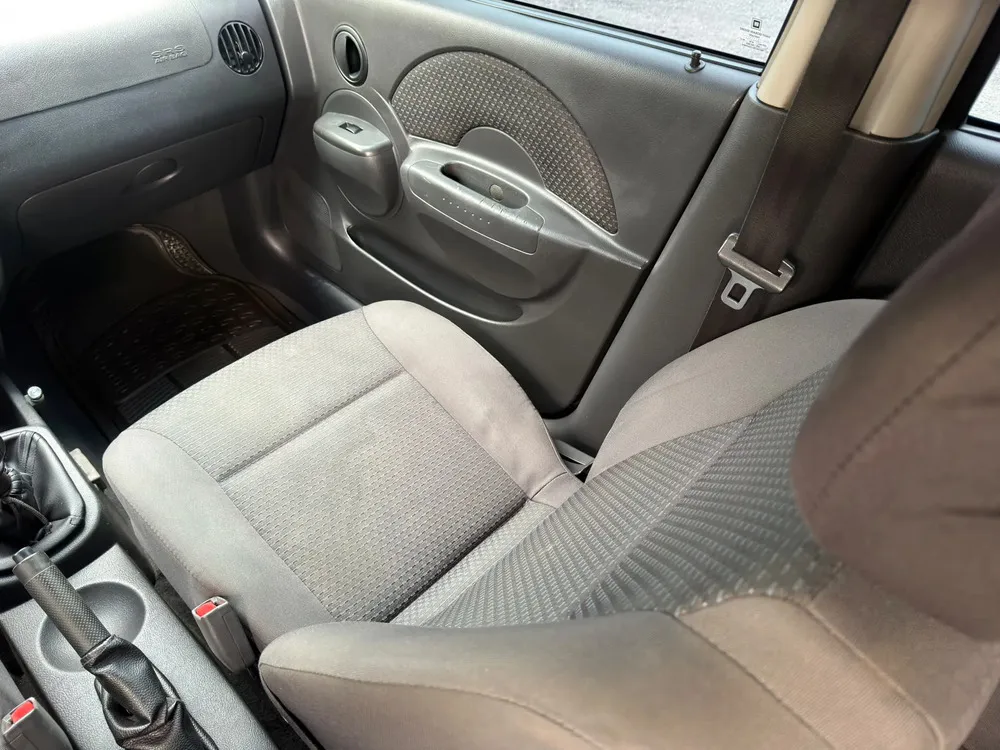 Vista 7 del vehículo: Chevrolet Aveo