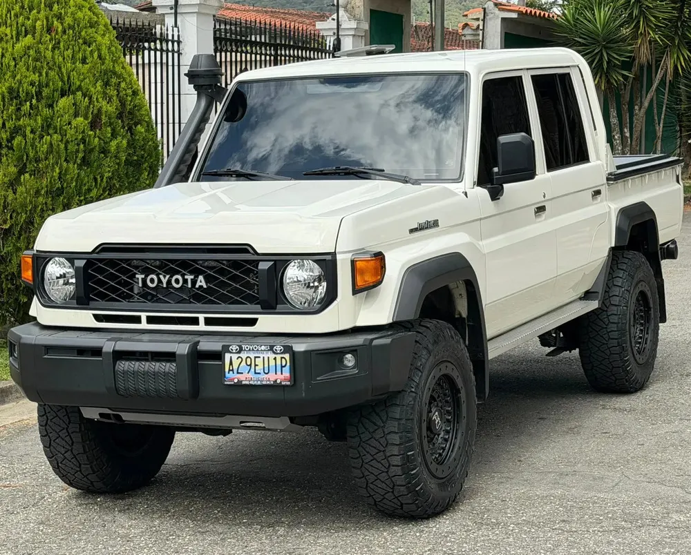 Vista 2 del vehículo: Toyota Serie