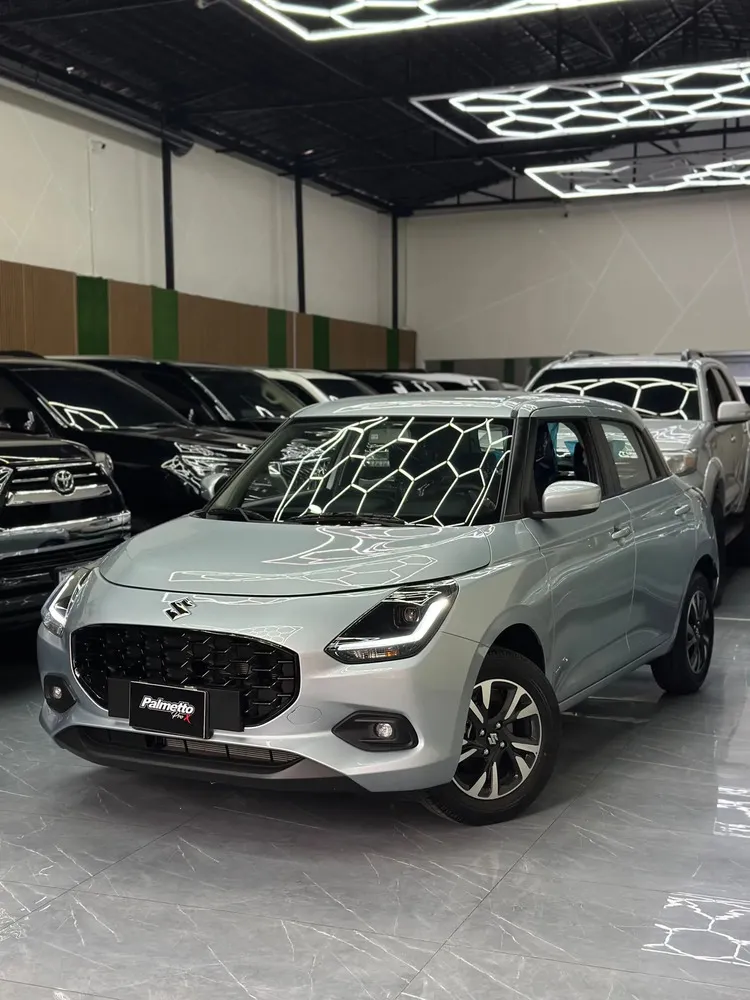 Vista 4 del vehículo: Suzuki Swift