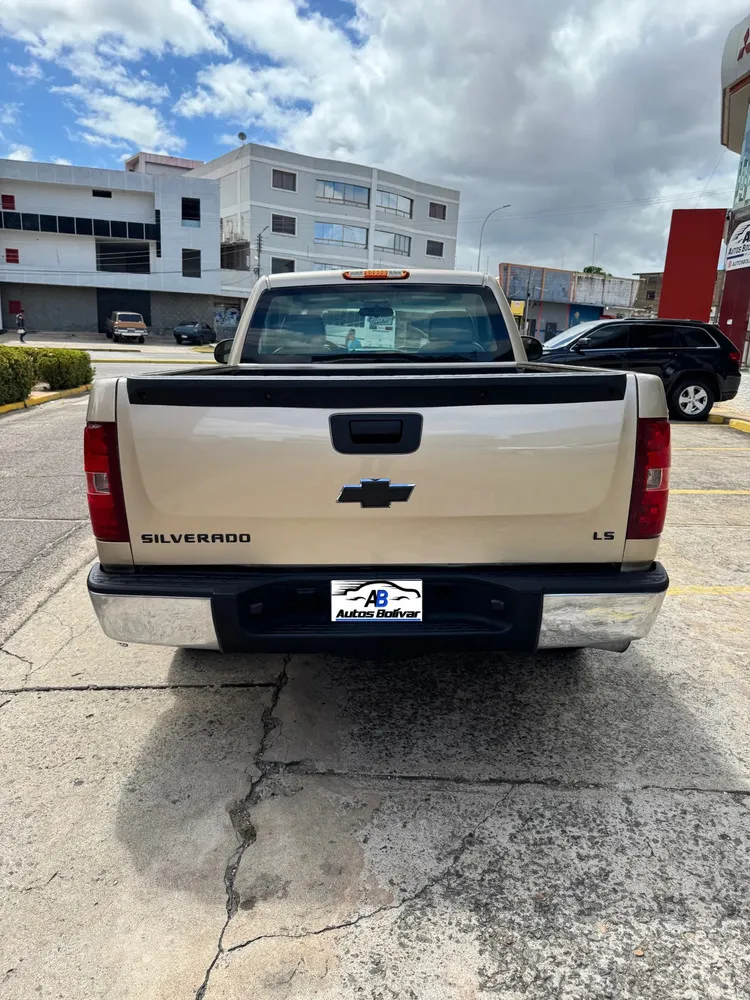 Vista 4 del vehículo: Chevrolet Silverado