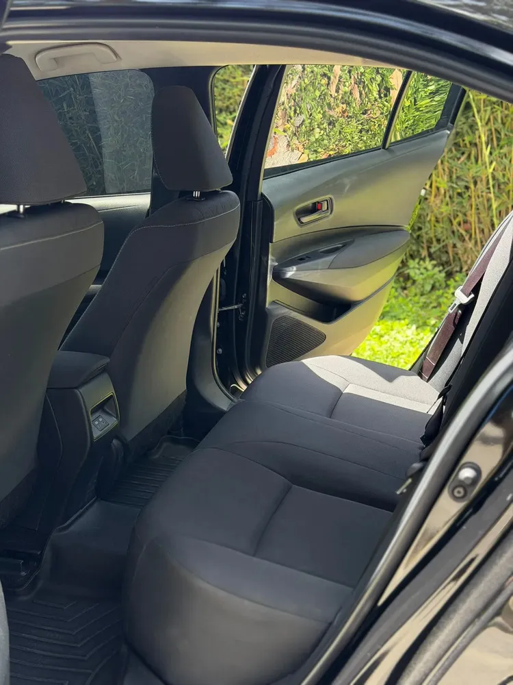 Vista 7 del vehículo: Toyota Corolla