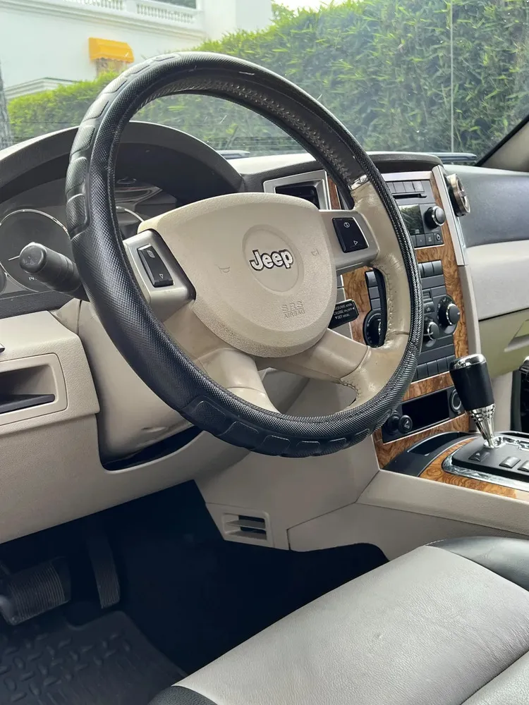 Vista 5 del vehículo: Jeep Grand