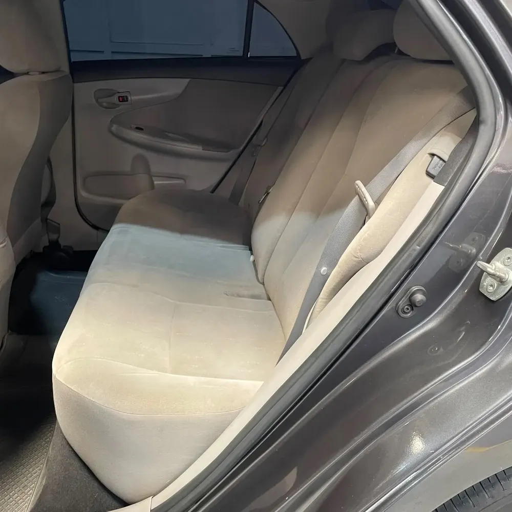 Vista 9 del vehículo: Toyota Corolla