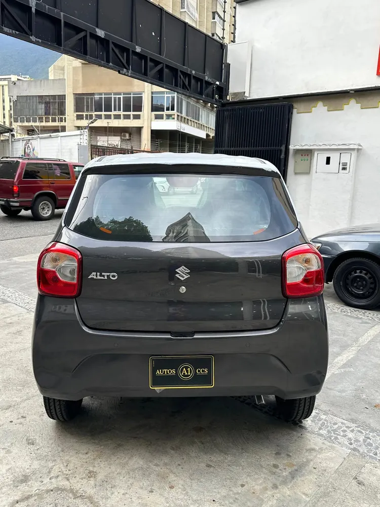 Vista 13 del vehículo: Suzuki Alto