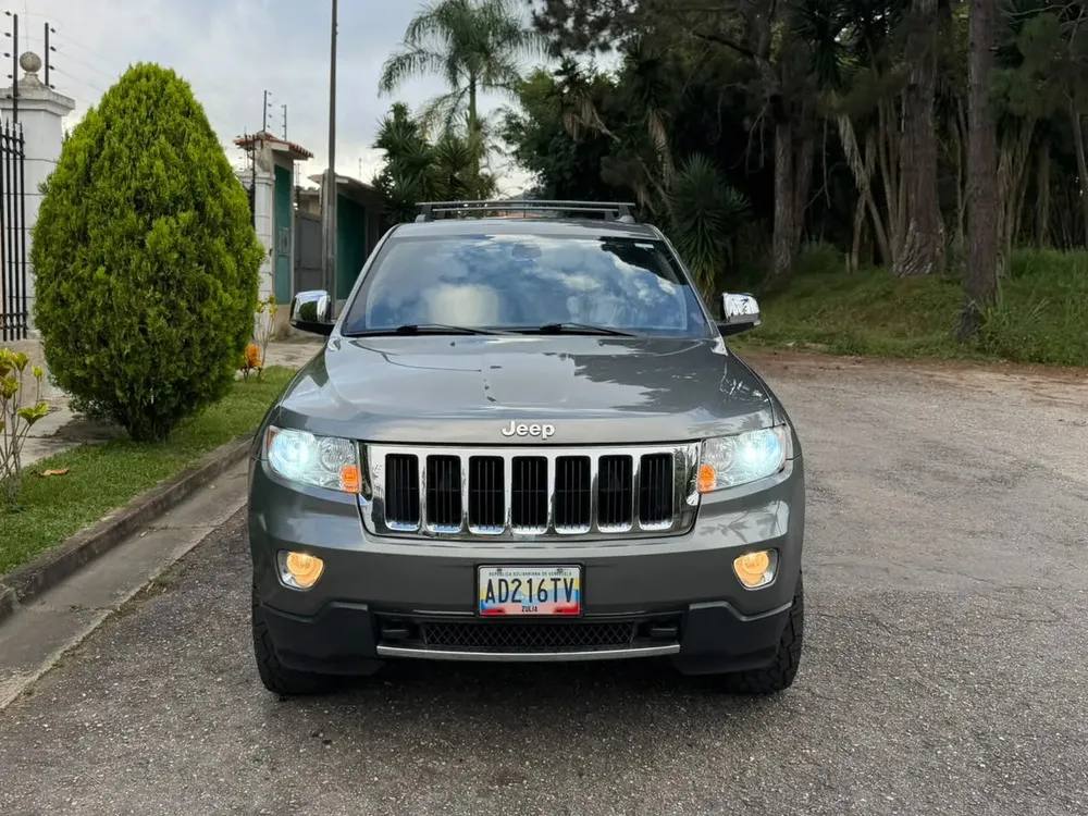 Vista 3 del vehículo: Jeep Grand