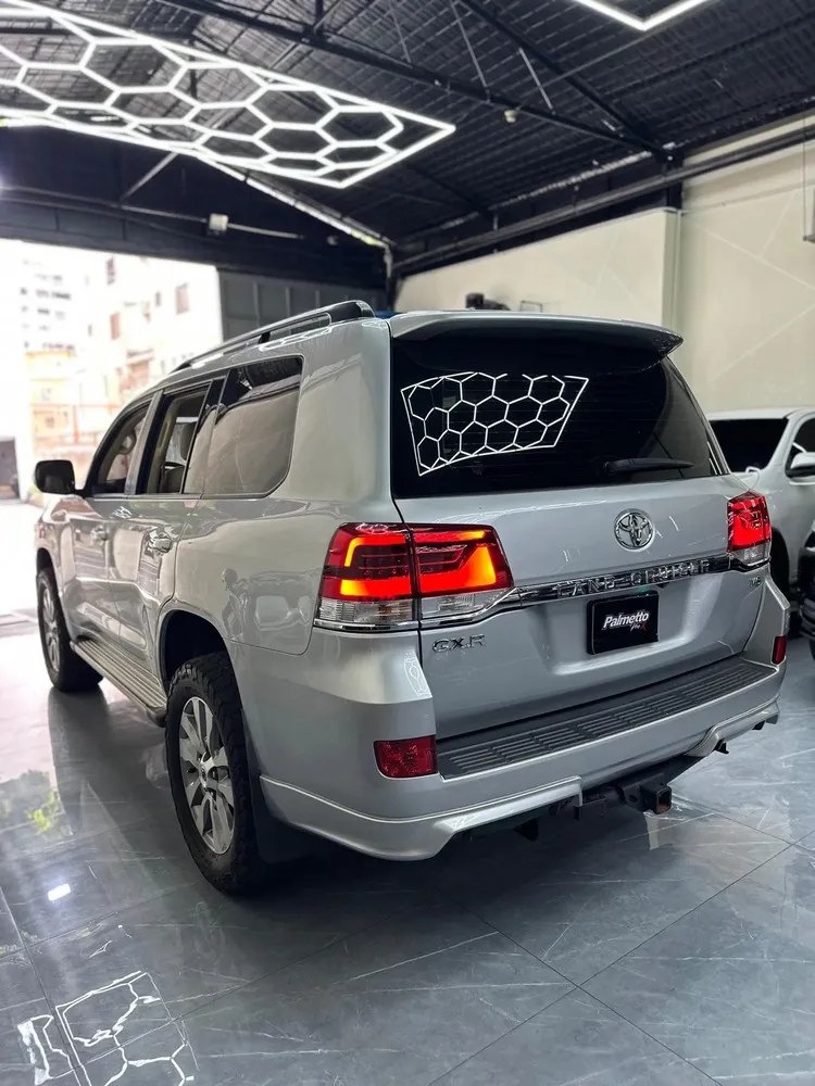 Vista 10 del vehículo: Toyota Lc200