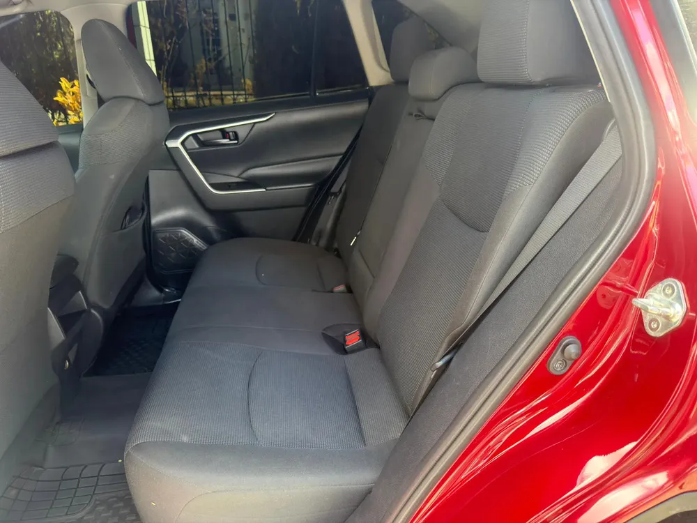 Vista 6 del vehículo: Toyota Rav4