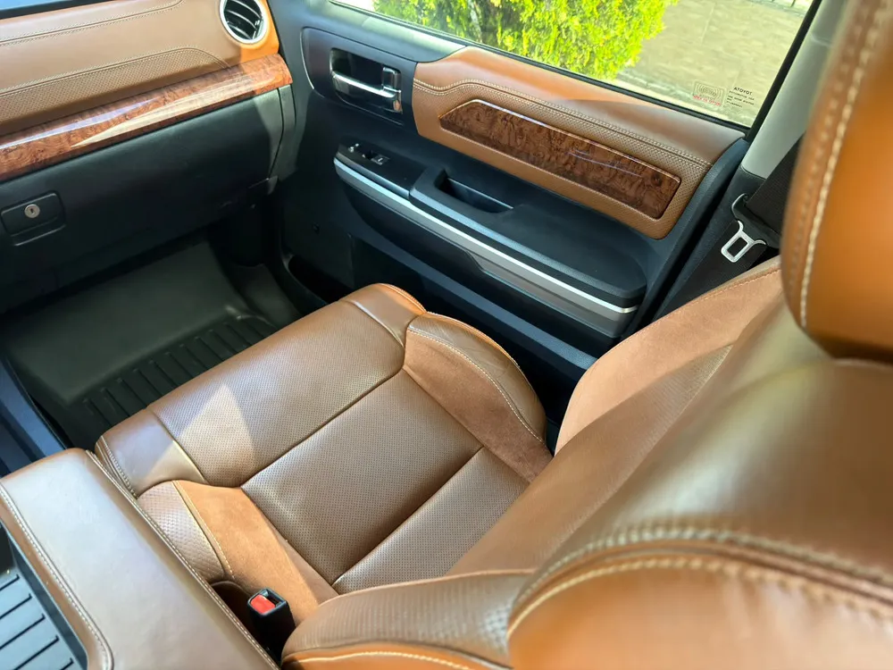 Vista 9 del vehículo: Toyota Tundra