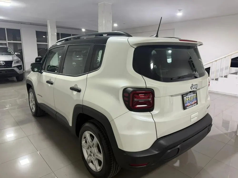 Vista 2 del vehículo: Jeep Renegade