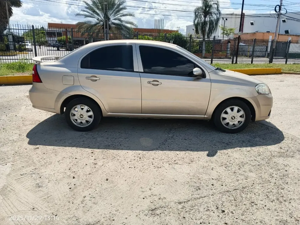 Vista 6 del vehículo: Chevrolet Aveo
