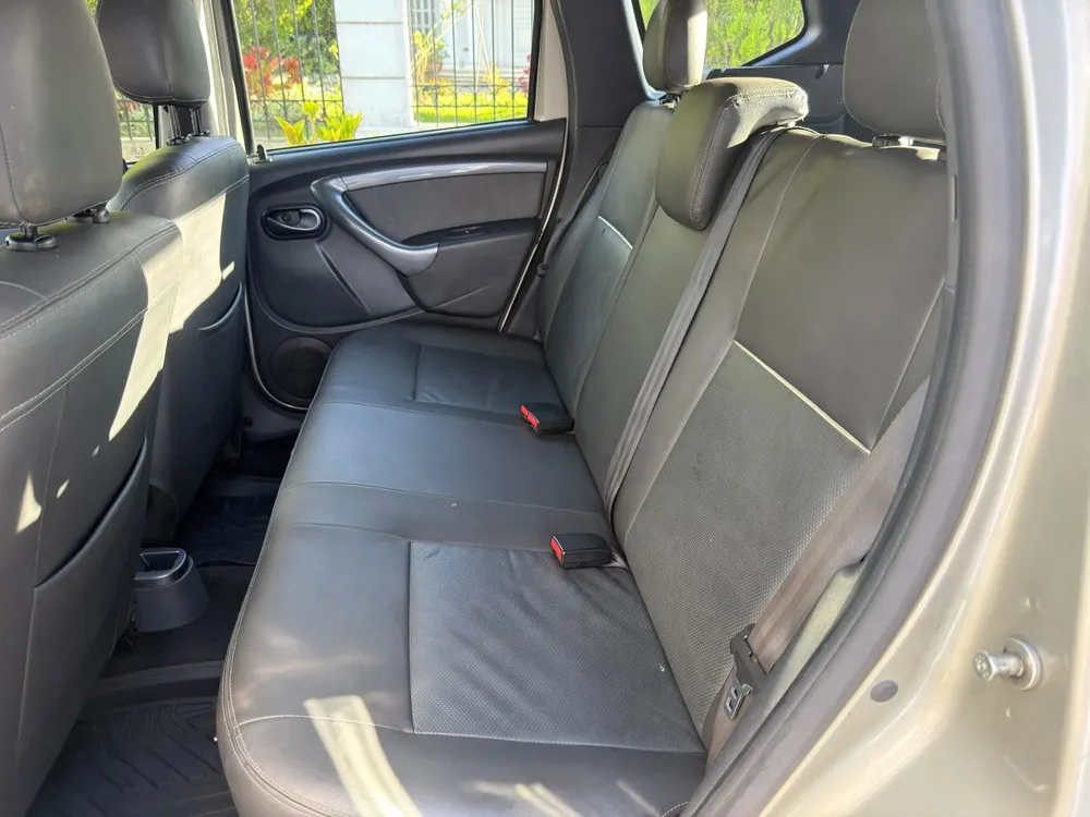 Vista 8 del vehículo: Renault Duster