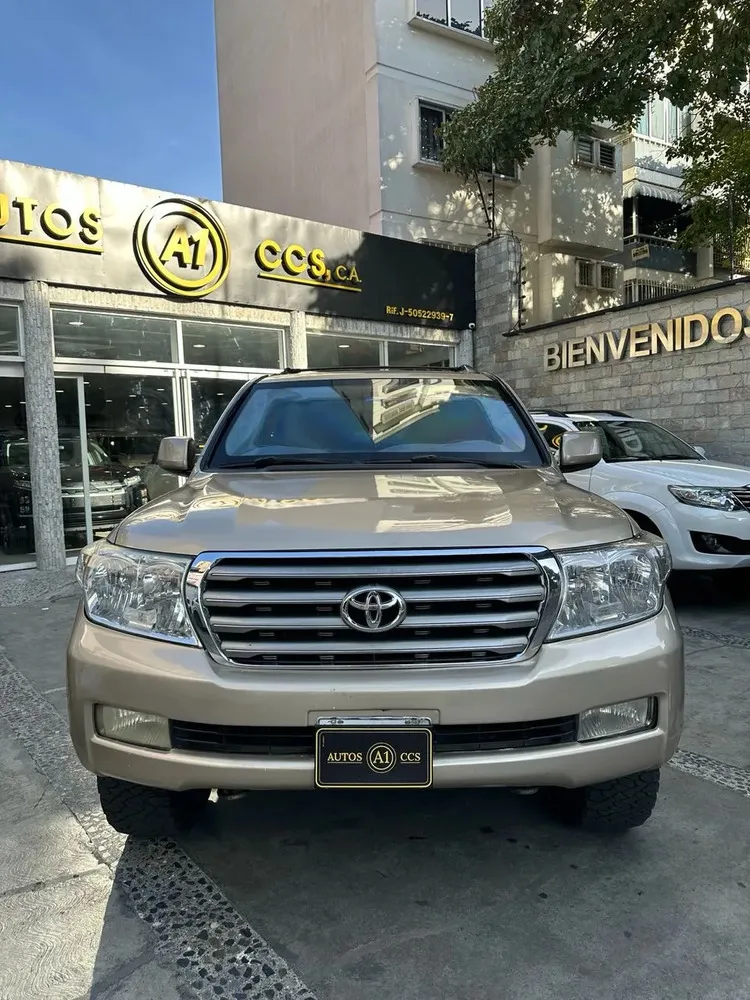 Vista 15 del vehículo: Toyota Land Cruiser