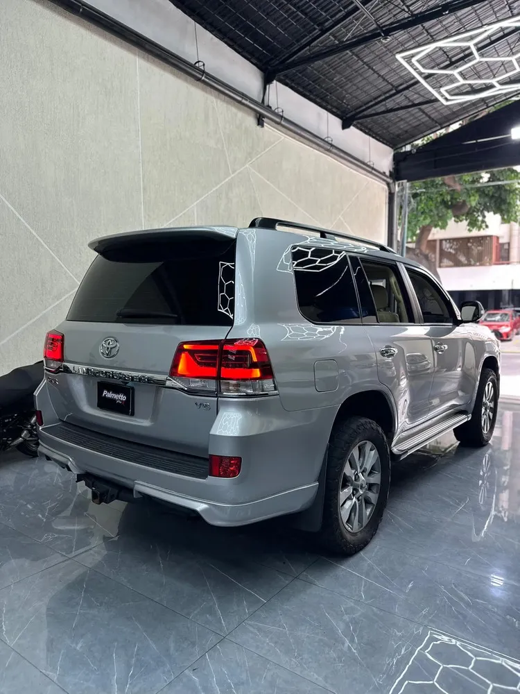 Vista 11 del vehículo: Toyota Lc200