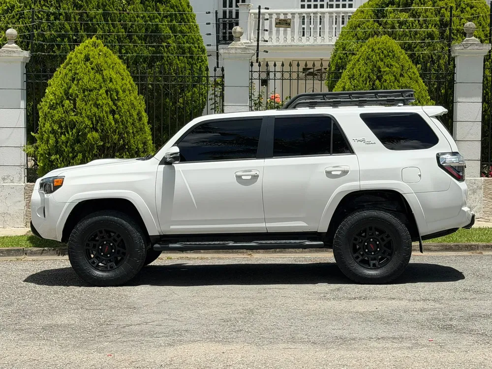 Vista 4 del vehículo: Toyota 4runner