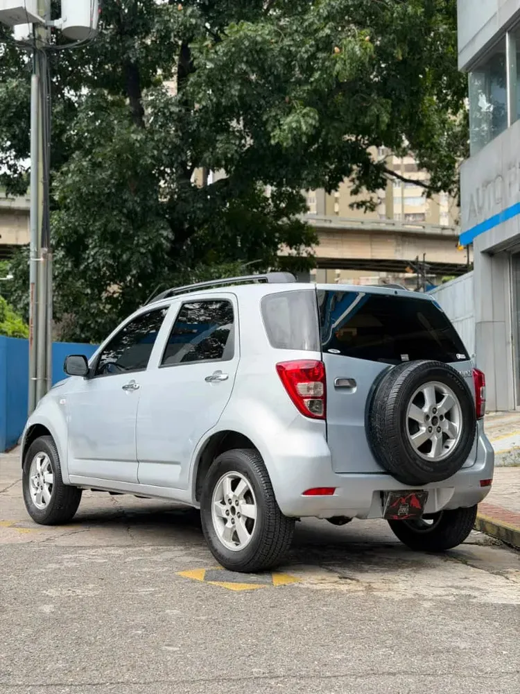 Vista 6 del vehículo: Daihatsu Terios