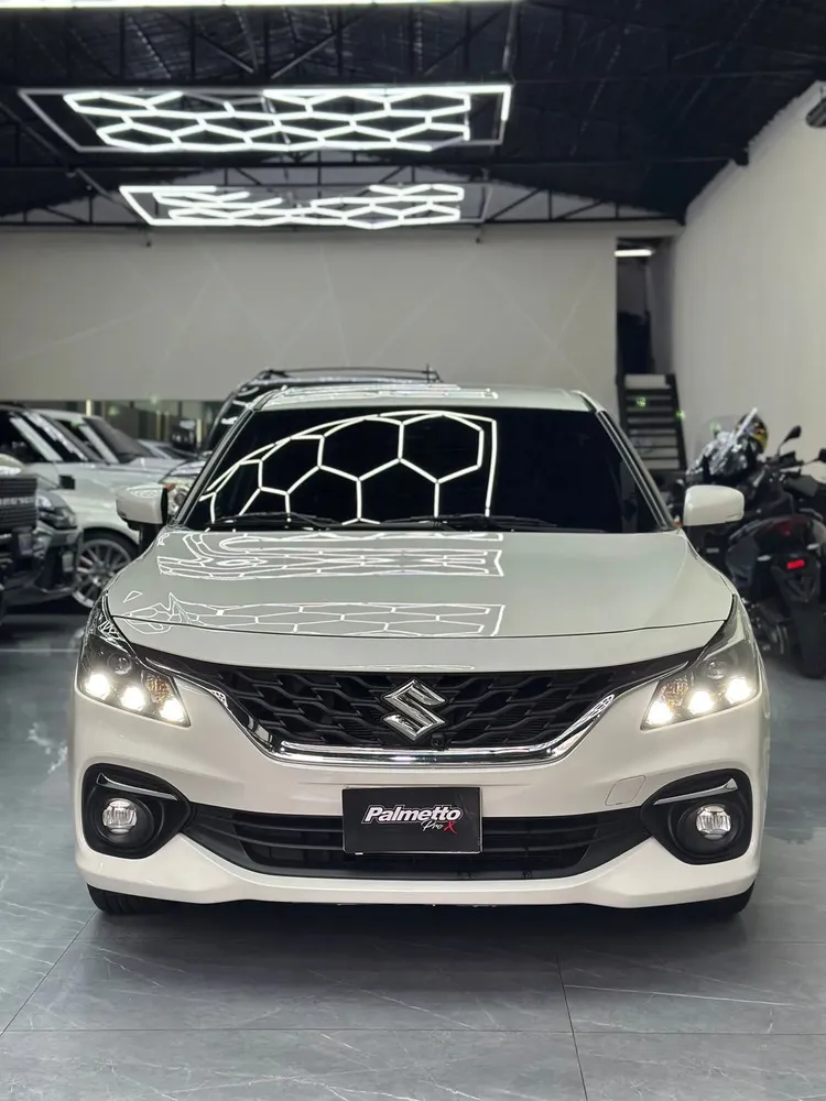 Vista 3 del vehículo: Suzuki Baleno