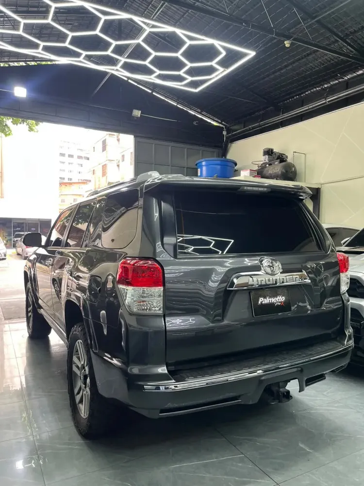 Vista 10 del vehículo: Toyota 4runner