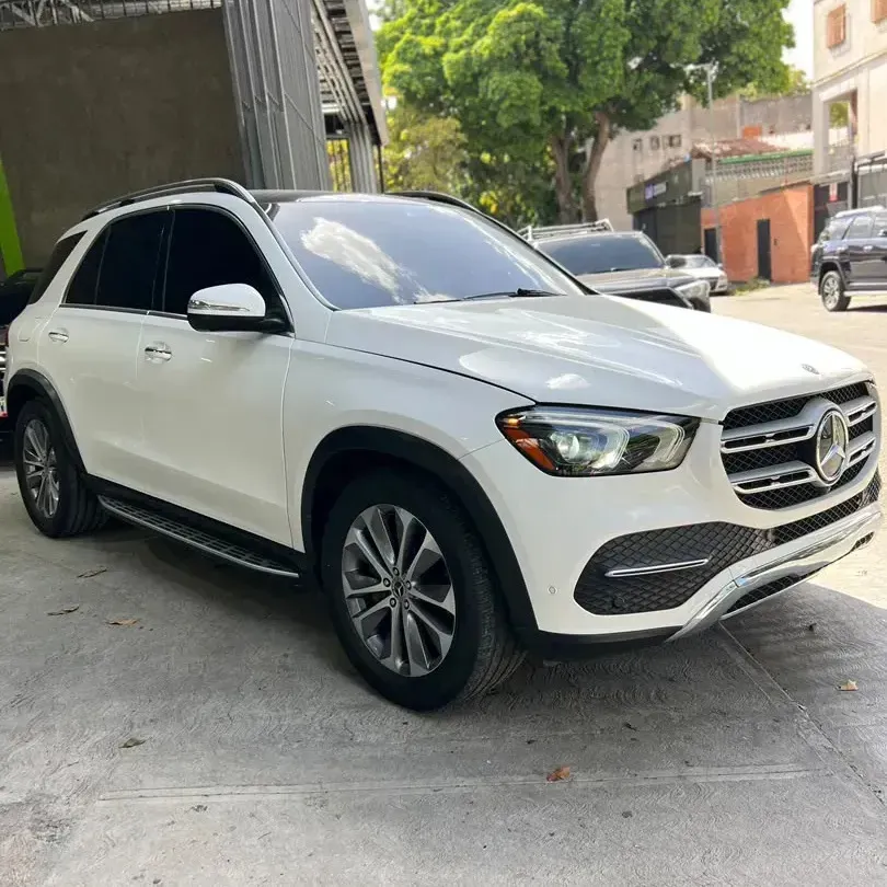 Vista 3 del vehículo: Mercedes Benz
