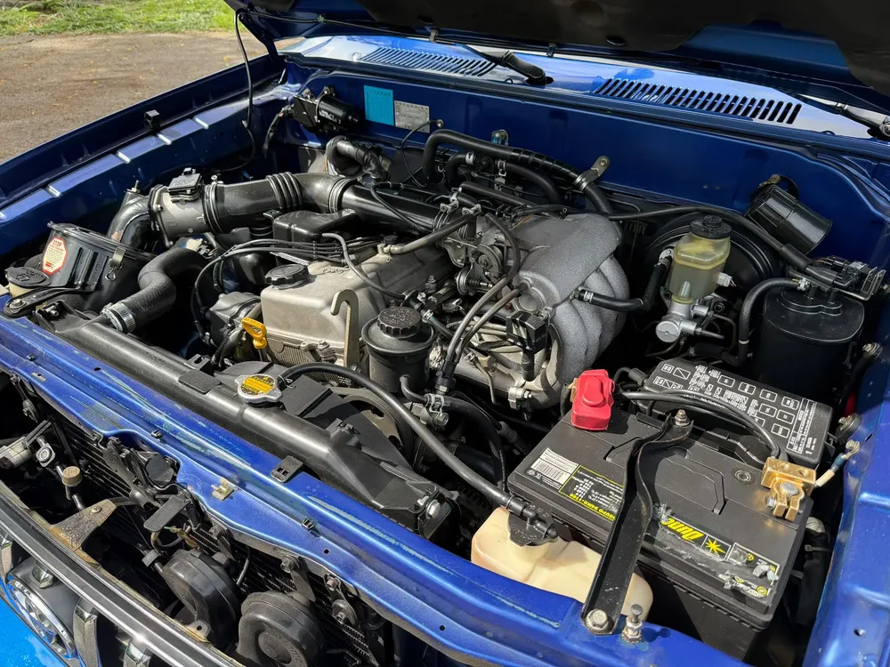 Vista 9 del vehículo: Toyota Merú