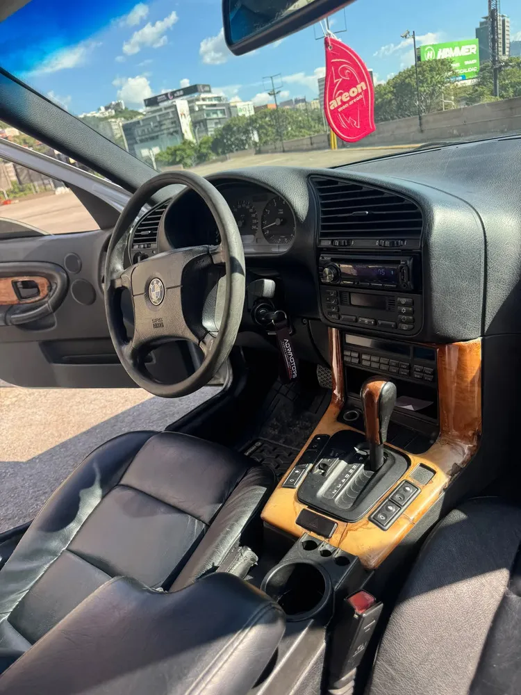 Vista 12 del vehículo: Bmw 328i