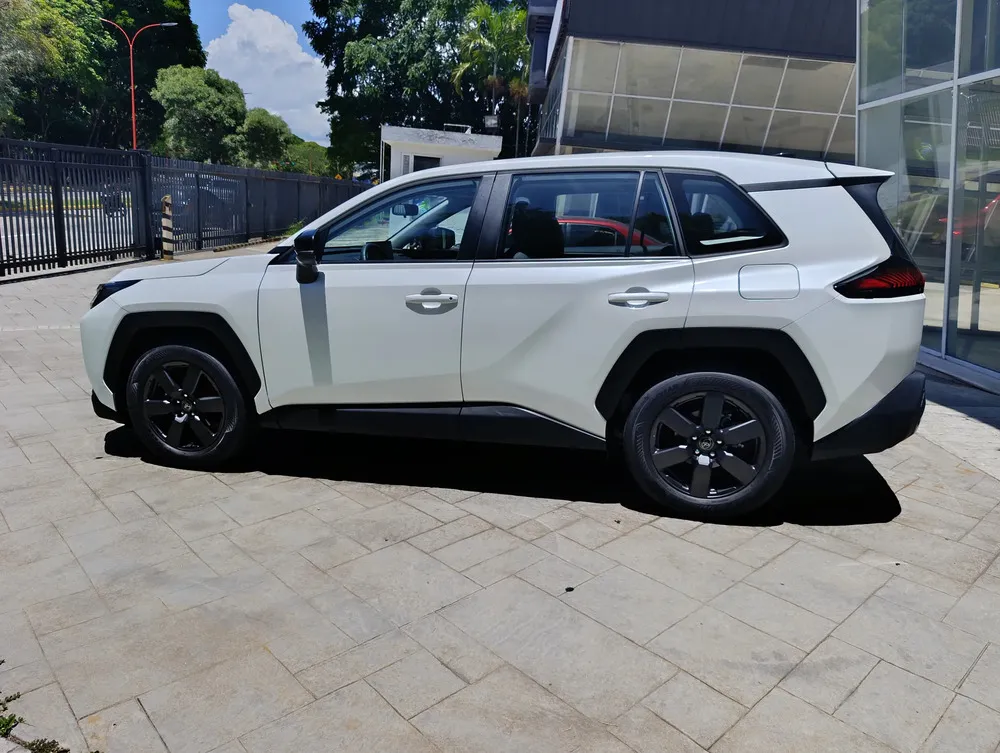 Vista 9 del vehículo: Toyota RAV4