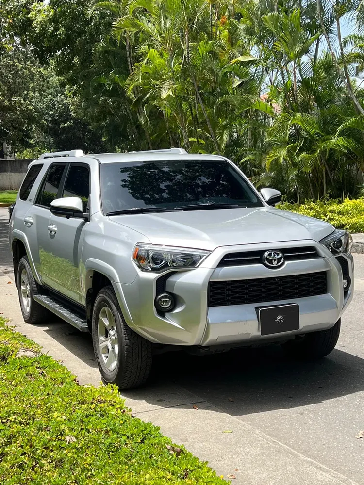 Vista 4 del vehículo: Toyota 4Runner