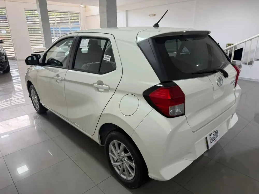 Vista 2 del vehículo: Toyota Agya
